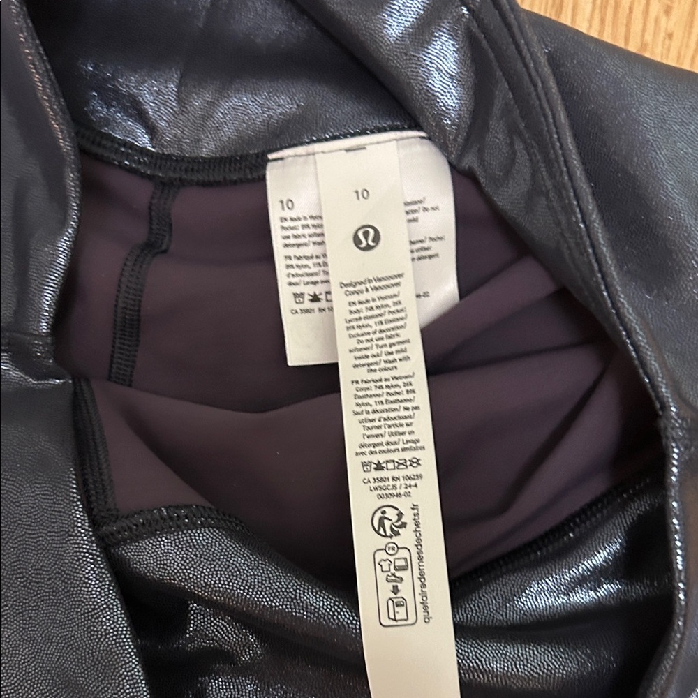 lululemon athletica Metallic Black Leggings - Picture 2 of 4